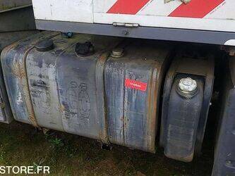 2008-renault-premium-1425780-45637137