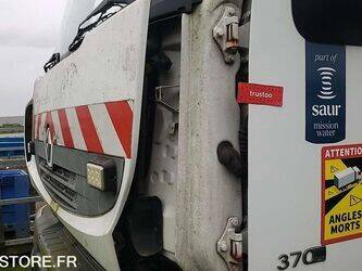 2008-renault-premium-1425780-45637148