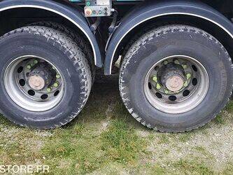 2008-renault-premium-1425780-45637150