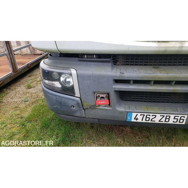 2008 Renault PREMIUM-45637153