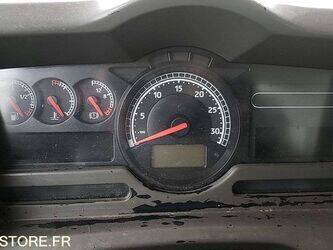 2008-renault-premium-1425780-45637156