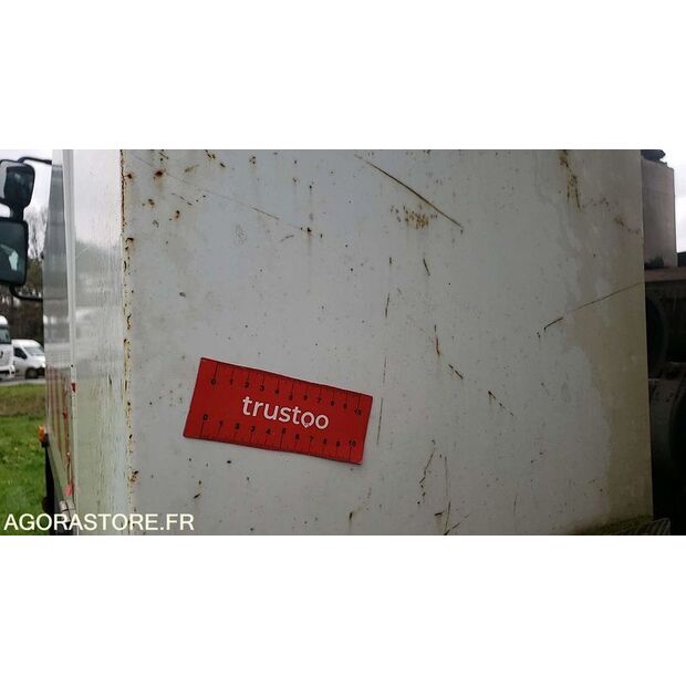 2008 Renault PREMIUM-45637157