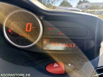 2013-renault-twingo-1425785-45637197