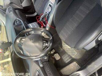 2020-peugeot-308-1425790-45637255