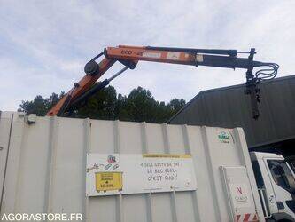 2011-renault-premium-1425791-45637273