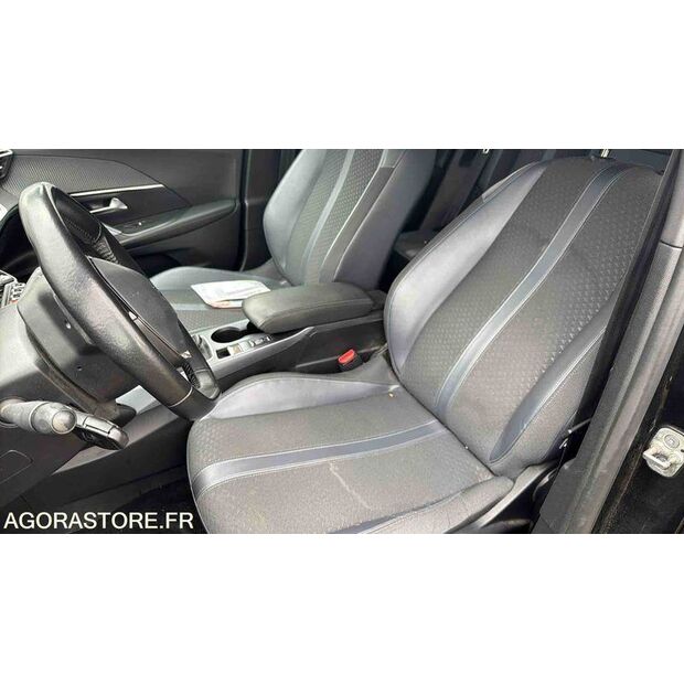 2020 بيجو 2008-45637303