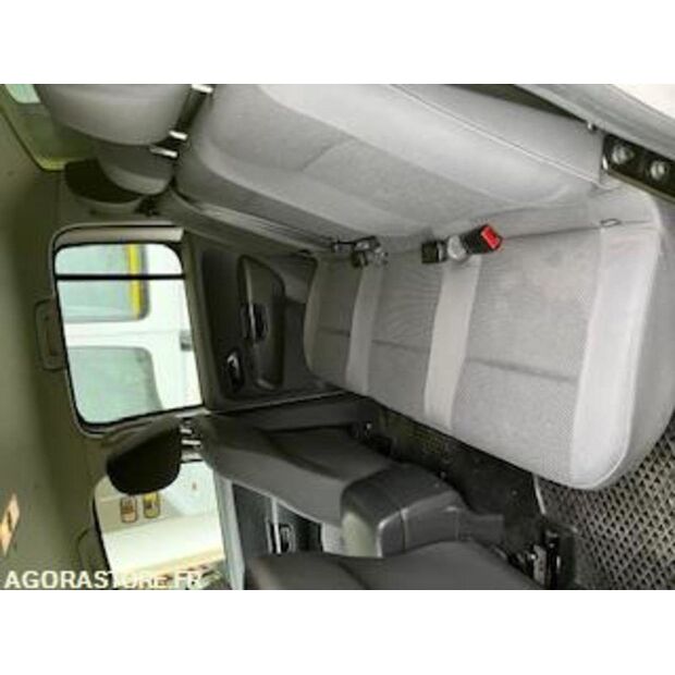 2013 Volkswagen Amarok-45637338