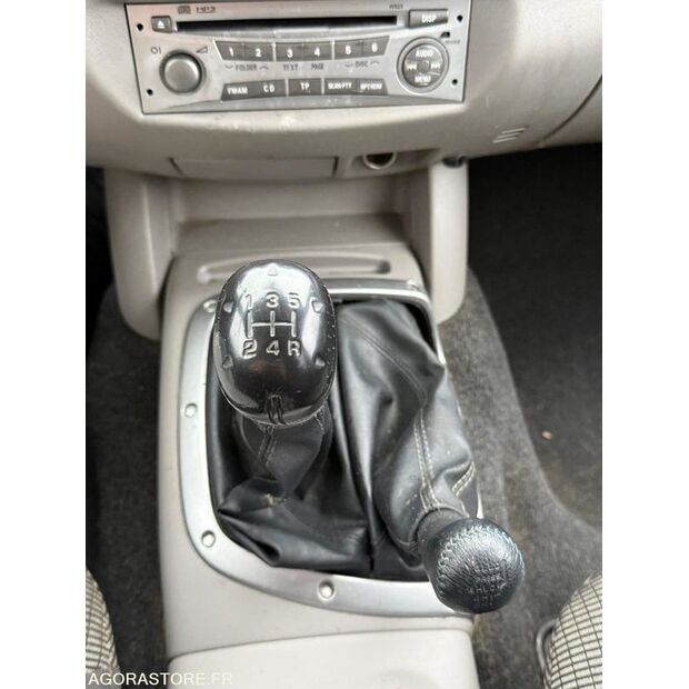 2007 MITSUBISHI L200-45637355