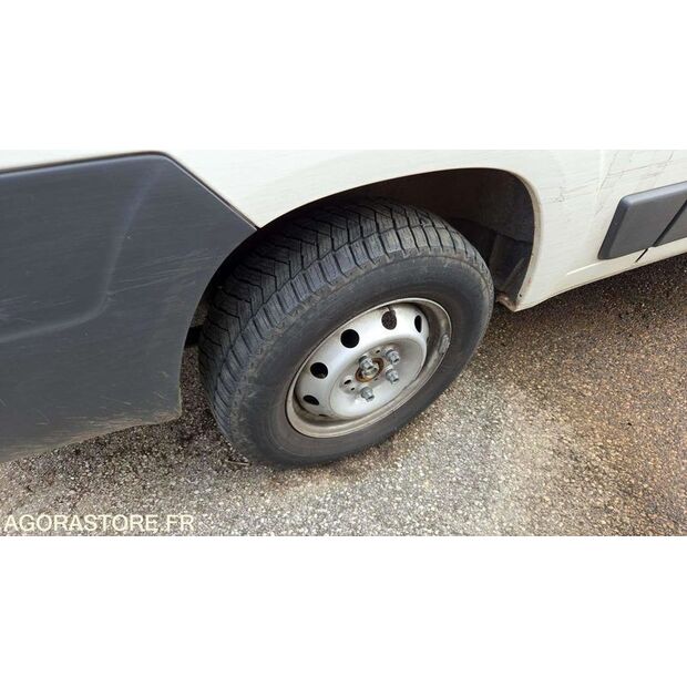 2016 Peugeot BOXER-45637359