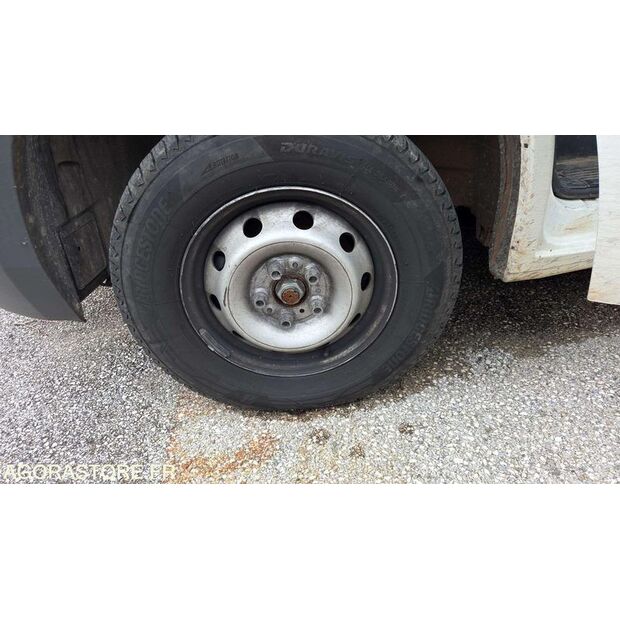 2016 Peugeot BOXER-45637370