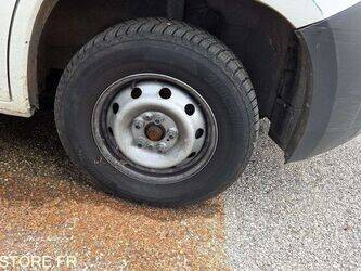 2016-peugeot-boxer-1425800-45637371