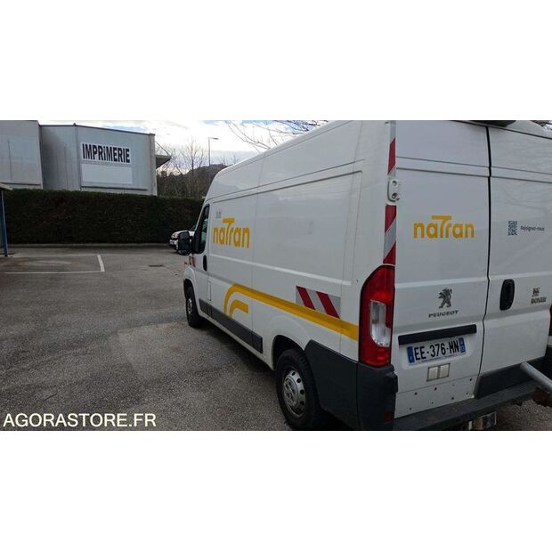 2016 Peugeot BOXER-45637374