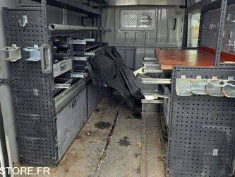 2016-peugeot-boxer-1425800-45637380