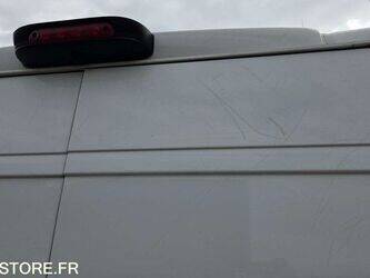 2016-peugeot-boxer-1425800-45637384