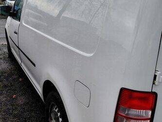 2013-volkswagen-caddy-1425812-45637478