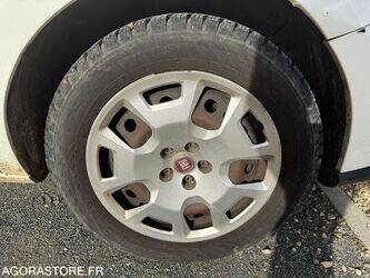 2017-fiat-doblo-1425815-45637504