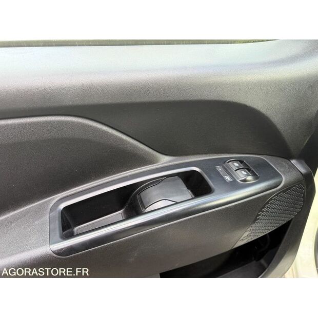 2017 Fiat Doblo-45637518