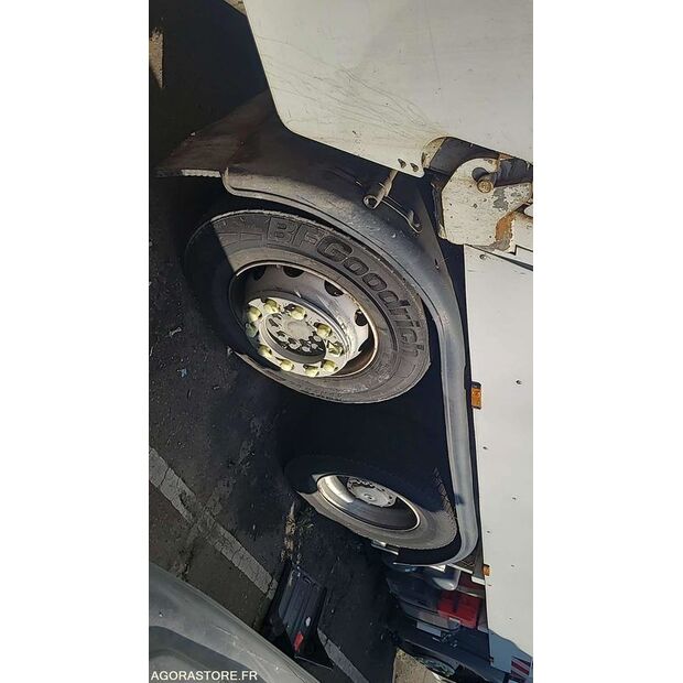 2012 مرسيدس بنز 2633-45637574