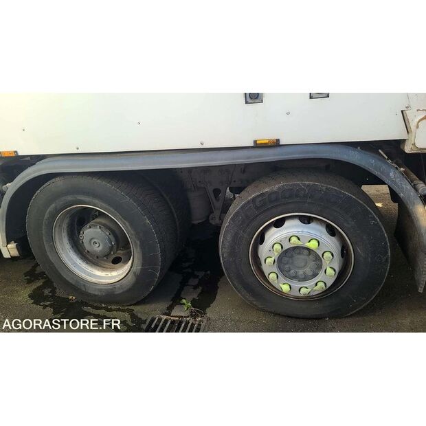 2012 مرسيدس بنز 2633-45637576