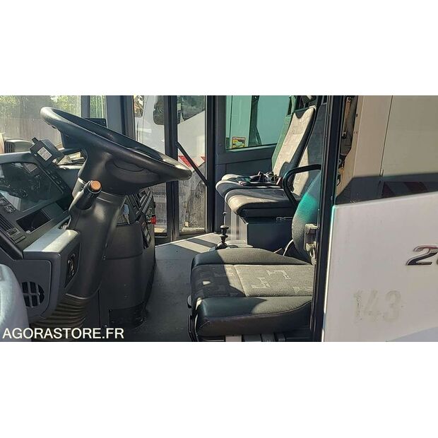 2012 مرسيدس بنز 2633-45637579