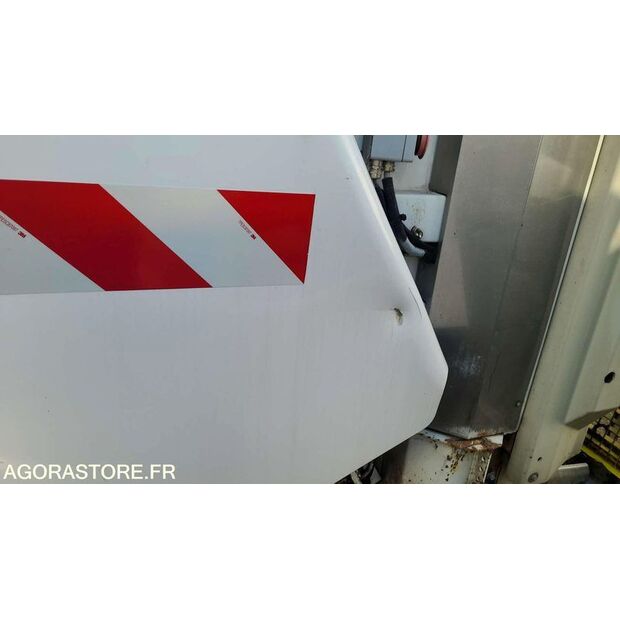 2012 مرسيدس بنز 2633-45637587