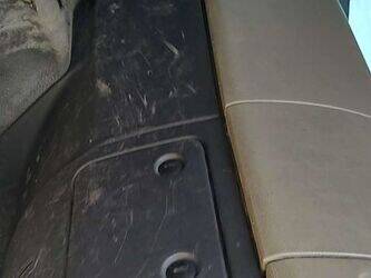 2010-renault-premium-1425820-45637607