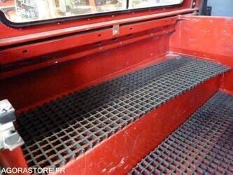 2001-land-rover-defender-1425825-45637659