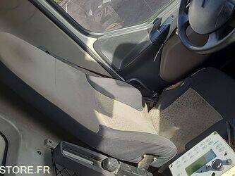 2009-renault-midlum-1425829-45637729