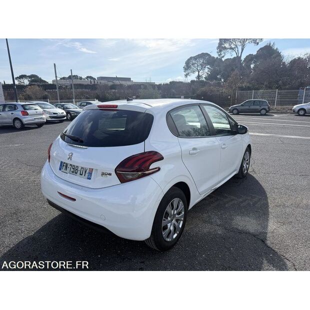 2020 Peugeot 208-45637776