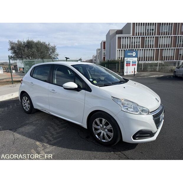 2020 Peugeot 208-45637778