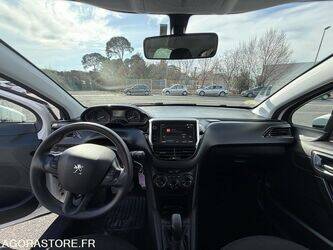 2020-peugeot-208-1425833-45637785