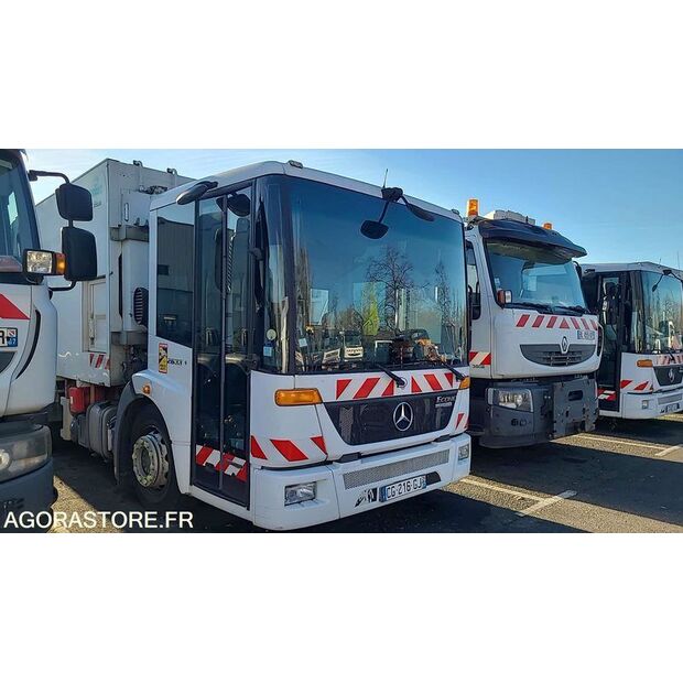 2012 Mercedes-Benz 2633-45637810