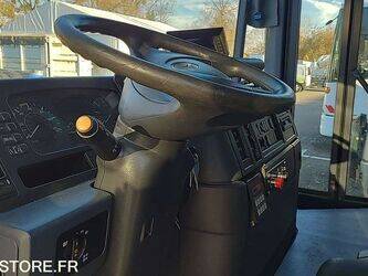 2012-mercedes-benz-2633-1425837-45637811