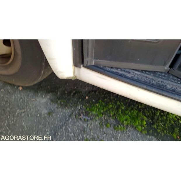 2012 Mercedes-Benz 2633-45637818