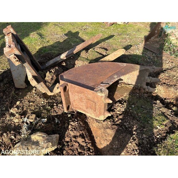 2002 Mecalac 12 MXT-45637842