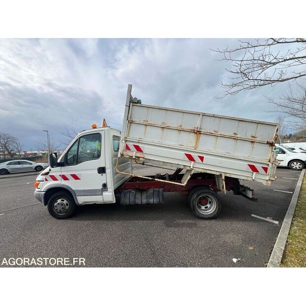 2002 Iveco 35C9-45637845