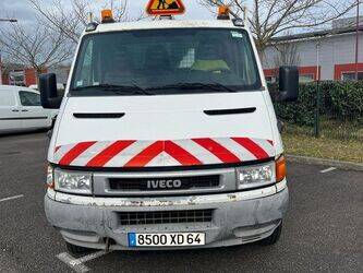 2002-iveco-35c9-45637847