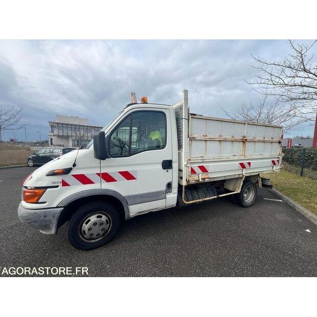 2002 Iveco 35C9-45637848