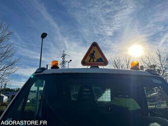 2002-iveco-35c9-45637859