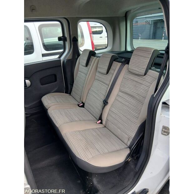 2012 Renault Kangoo-45637871