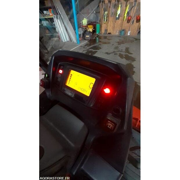 2016 KUBOTA F3890-45637914