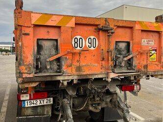 renault-premium-lander-1425847-45637979