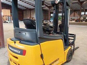 2014-jungheinrich-efg-316-k-45637985