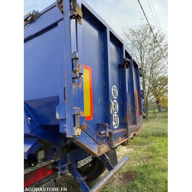 2010 تريلور-45637995