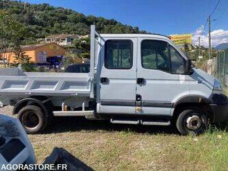 2008-renault-mascott-1425856-45638053