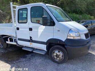 2008-renault-mascott-1425856-45638055