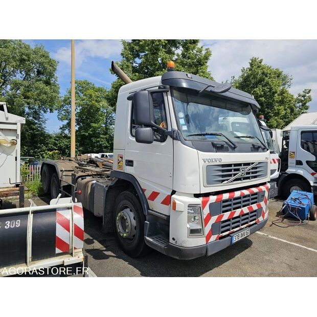 2007 فولفو FM-45638057