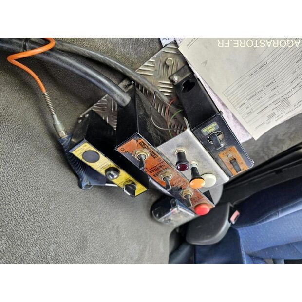 2007 فولفو FM-45638062