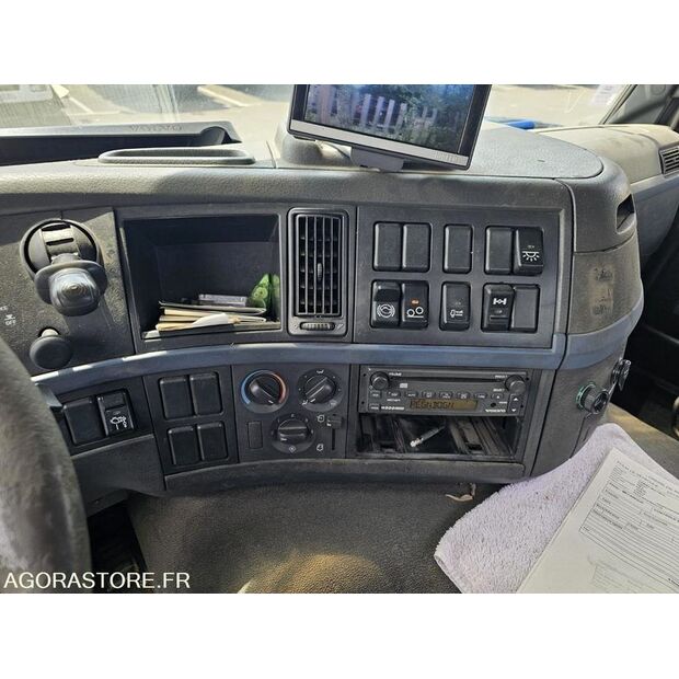 2007 فولفو FM-45638063