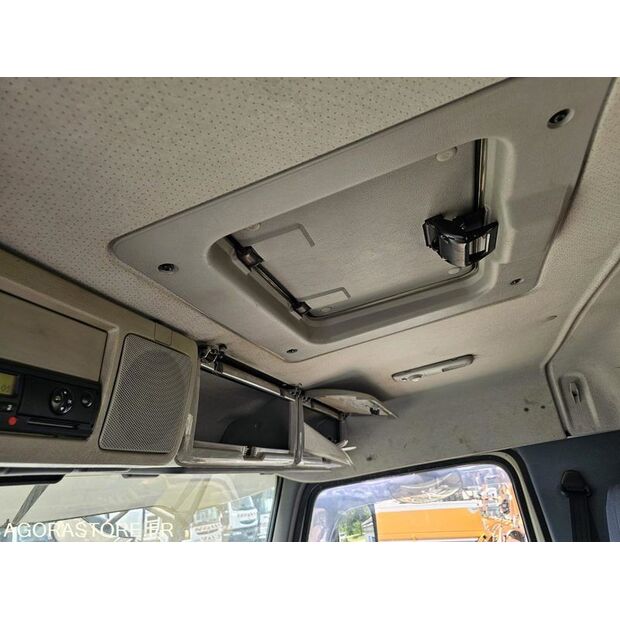 2007 فولفو FM-45638068